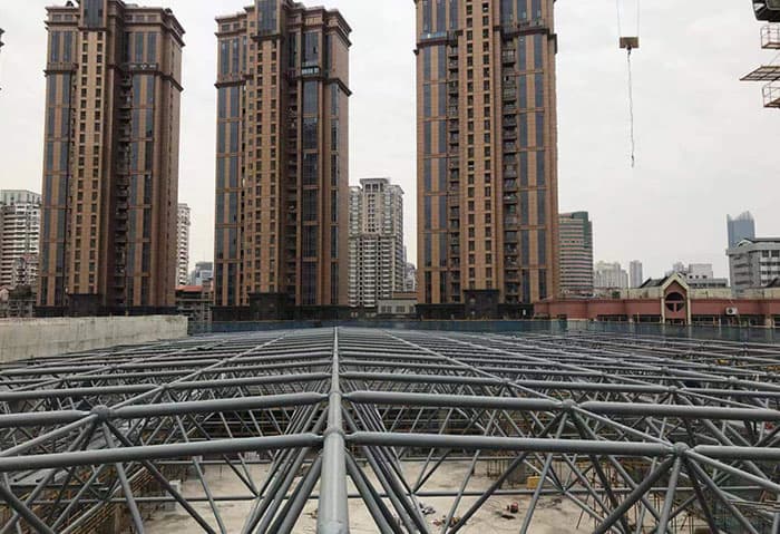 网架杆件